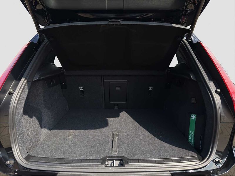 Volvo XC40 B3 Core/Navi/LED/Kamera/19Zoll/Euro 6E