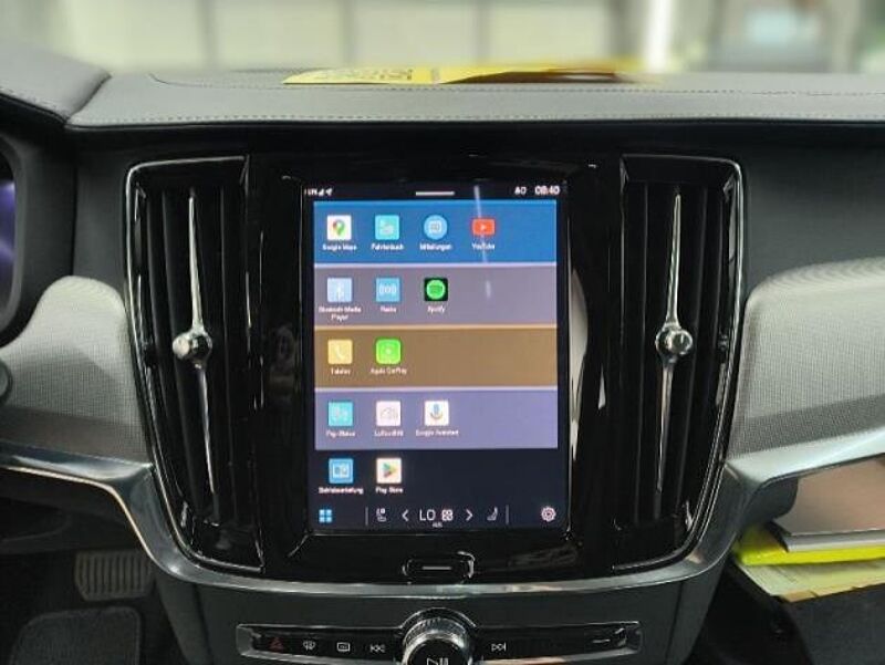 Volvo V90 Cross Country B4 AWD Plus/StdHz/Pano/Alu20Z