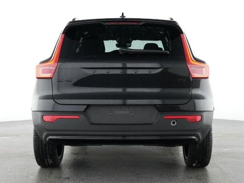 Volvo XC40 B4 Plus Black Edition/Pano/360K/el. Sitze/20