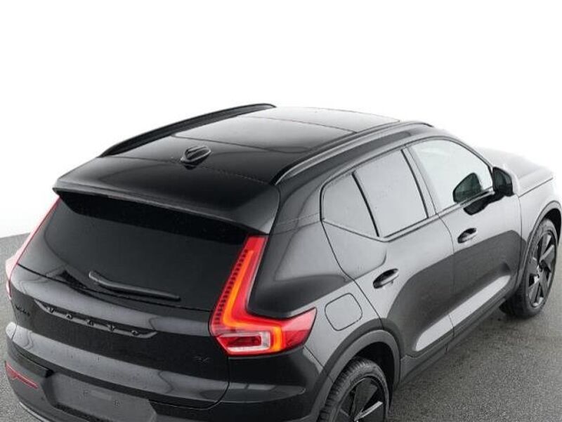 Volvo XC40 B4 Plus Black Edition/Pano/360K/el. Sitze/20
