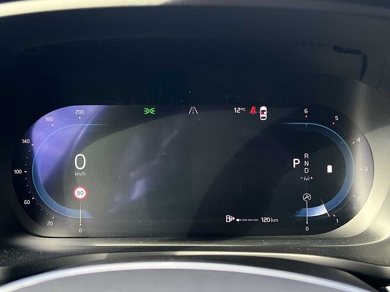 Volvo V60 Cross Country B4 AWD Plus/FSH/Keyless/LHZ