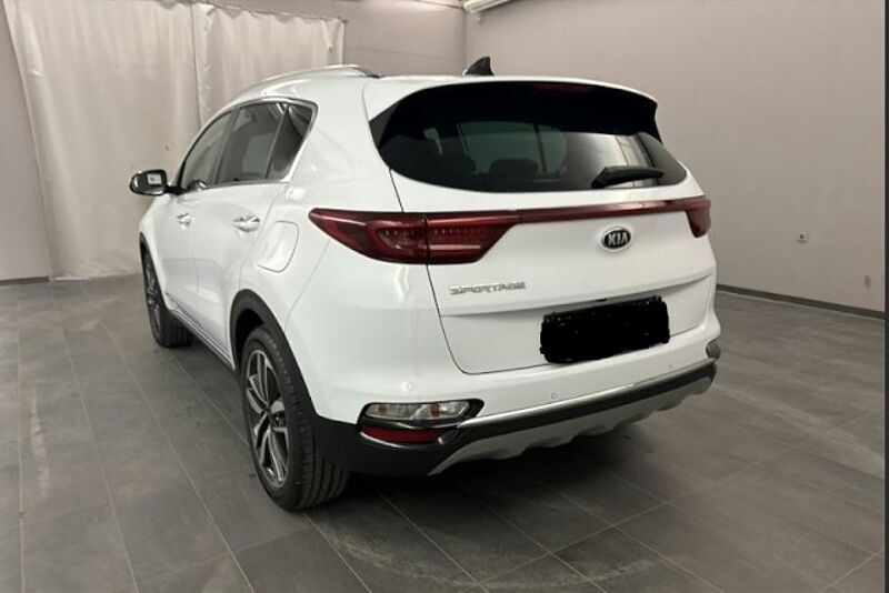 Kia Sportage Spirit 4WD/Navi/LED/Pano/360K/BLIS/elHK