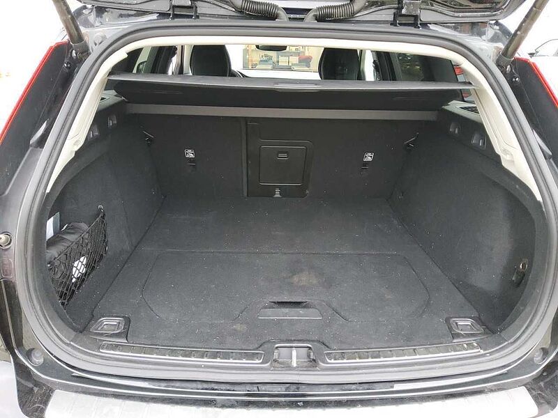 Volvo V60 T6 Plus Bright Plug-In Hybrid/AHK/FSH/LHZ