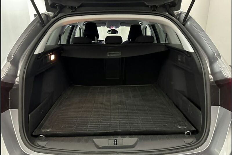 Peugeot 308 SW Allure Automatik/Navi/LED/Kam/Safety Plus