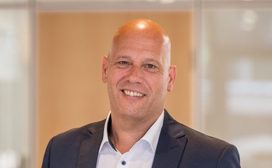 Portraitfoto von Volker Vörtmann vom Autohaus Erdmannsky in Celle