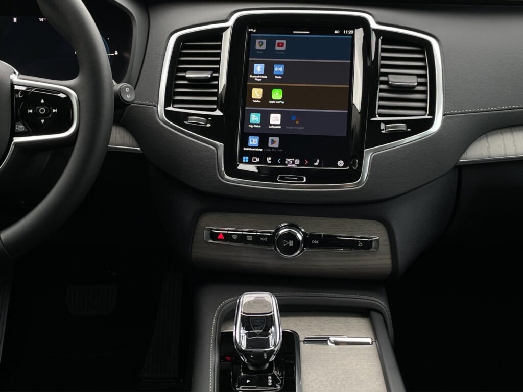 Volvo XC90 T8 AWD Ultra Dark Plug-In/ Luftfahrwerk – Bild 10