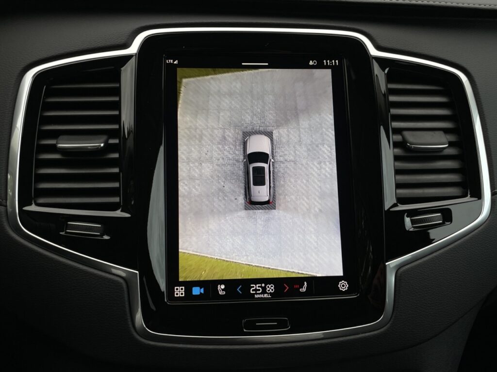 Volvo XC90 T8 AWD Ultra Dark Plug-In/ Luftfahrwerk – Bild 16