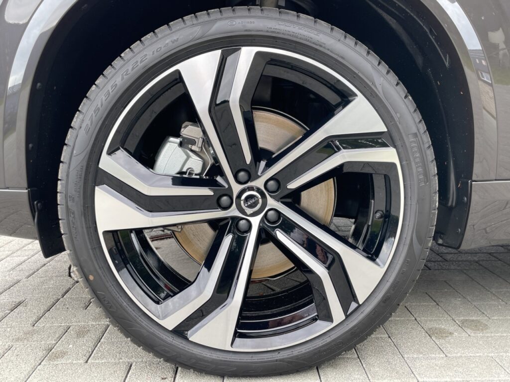 Volvo XC90 T8 AWD Ultra Dark Plug-In/ Luftfahrwerk – Bild 19