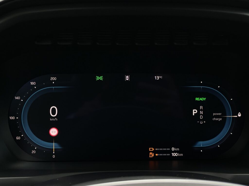 Volvo XC90 T8 AWD Ultra Dark Plug-In/ Luftfahrwerk – Bild 7