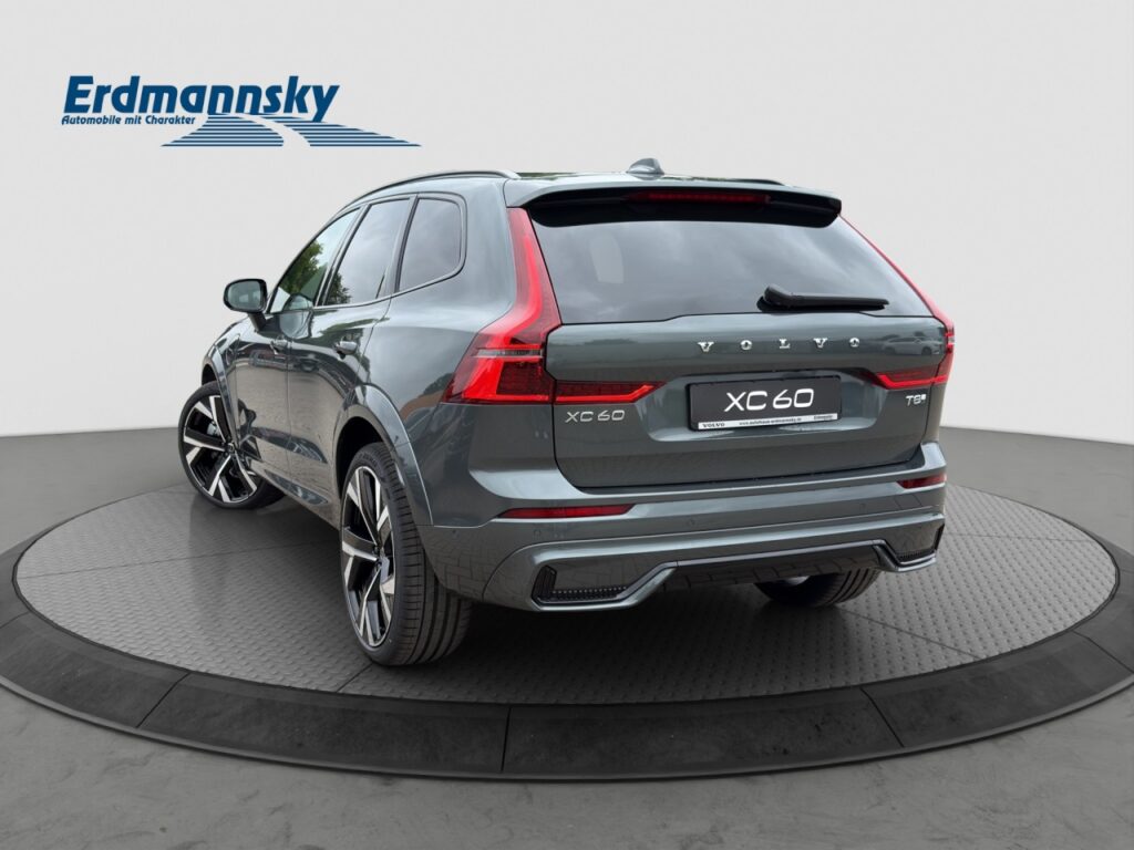 Volvo XC60 T8 AWD Ultra Dark Plug-In Bowers & Wilkins – Bild 2