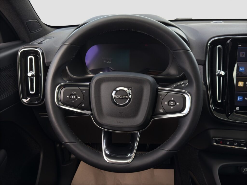 Volvo C40 Twin Pure Electric AWD Plus/Pano/SHZ/LHZ/20Z – Bild 7