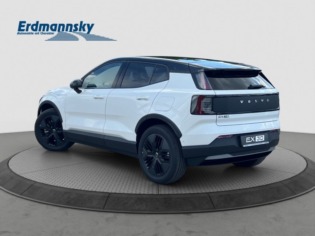 Volvo EX30 Cross Country Twin Performance AWD Ultra – Bild 2