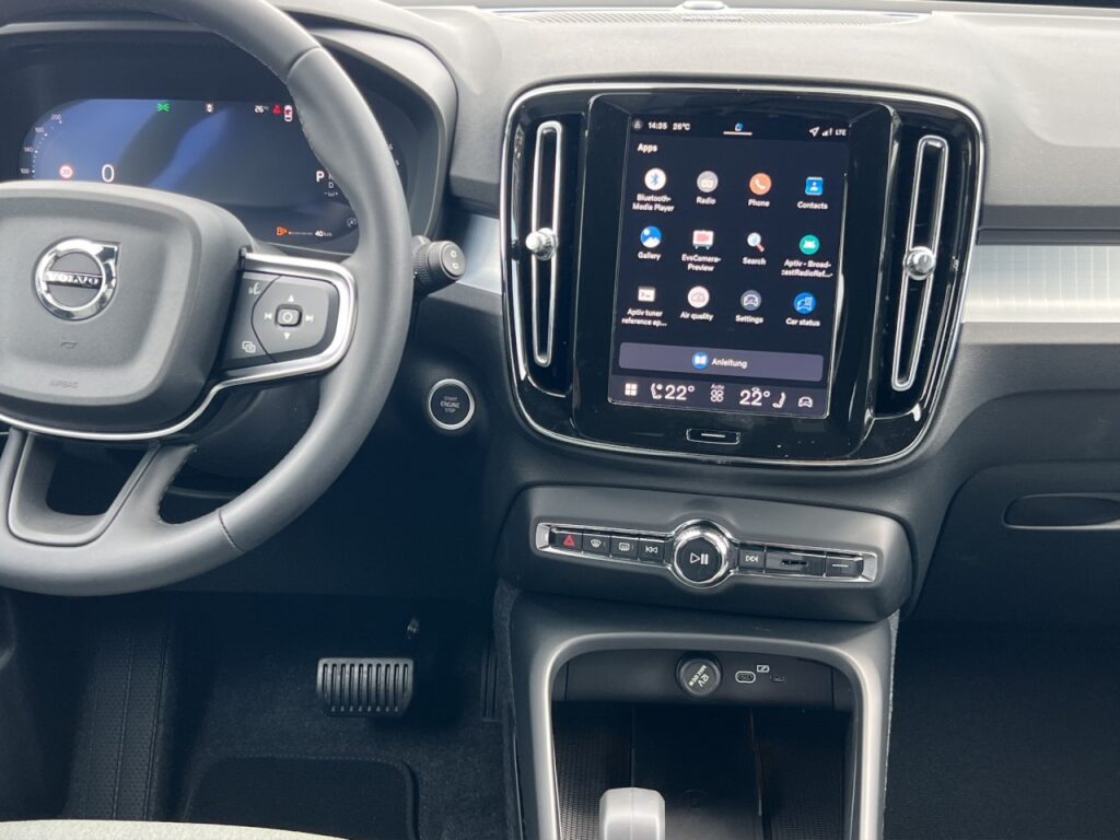 Volvo XC40 B3 Plus Dark Ganzjahresreifen / 360 Grad – Bild 11