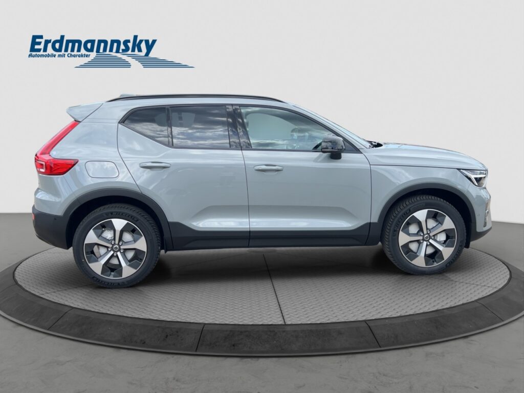 Volvo XC40 B3 Plus Dark Ganzjahresreifen / 360 Grad – Bild 6