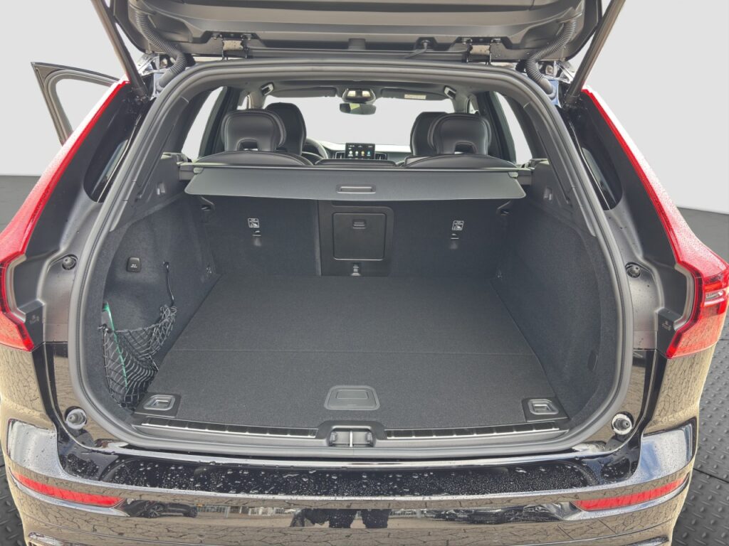 Volvo XC60 T6 AWD Plus Black Edition. Plug-In / 360 – Bild 15