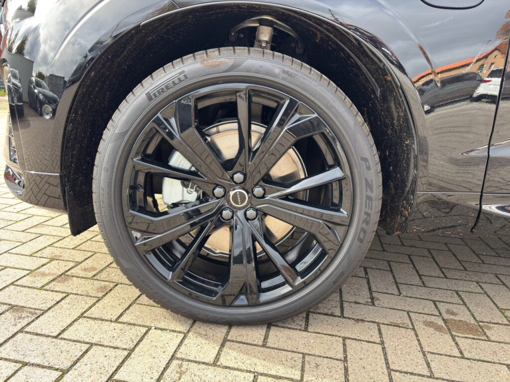 Volvo XC60 T6 AWD Plus Black Edition. Plug-In / 360 – Bild 17