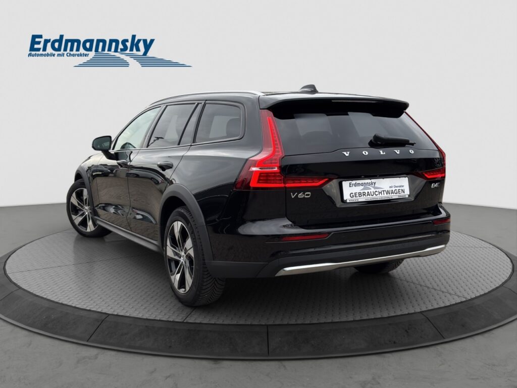 Volvo V60 B4 Cross Country AWD Plus/Keyless/KAM/LHZ – Bild 2