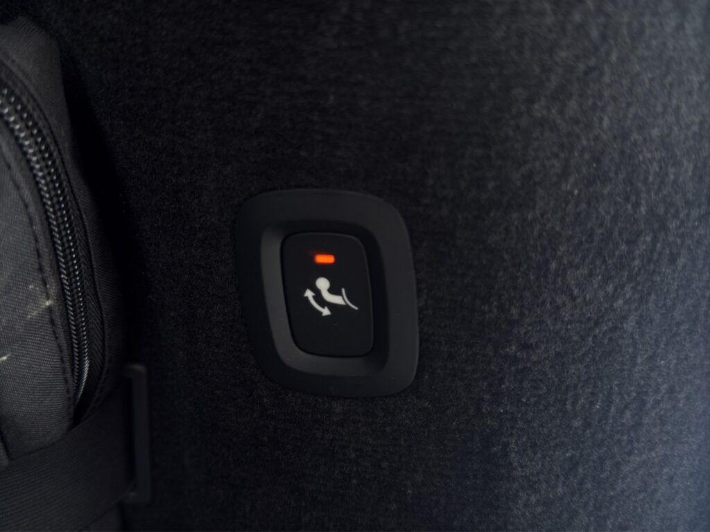 Volvo V90 T6 Plus Dark Plug-In Hybrid AWD/AHK/StHz/360 – Bild 19