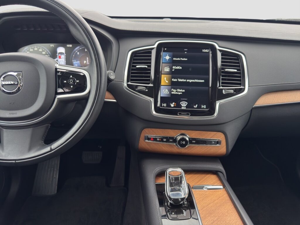 Volvo XC90 B5 Inscription AWD/7-Sitzer/Pano/StHz/360K – Bild 11