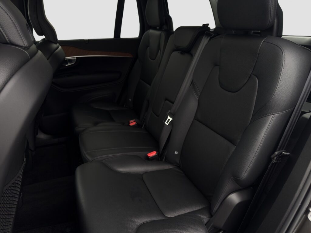 Volvo XC90 B5 Inscription AWD/7-Sitzer/Pano/StHz/360K – Bild 14