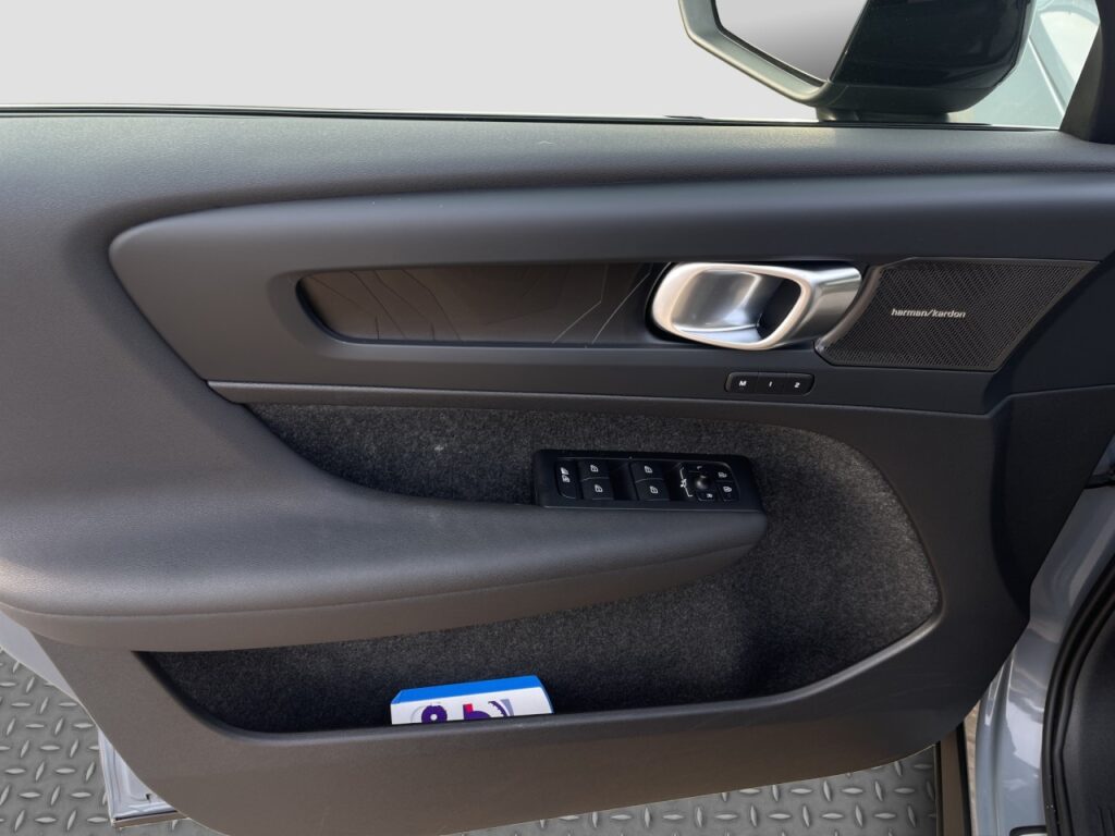 Volvo C40 Recharge Twin Electric Ultimate/360Kam/20Zo – Bild 12