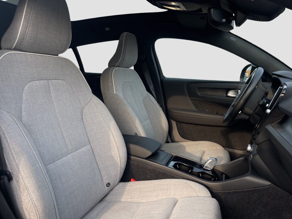 Volvo C40 Recharge Twin Electric Ultimate/360Kam/20Zo – Bild 17