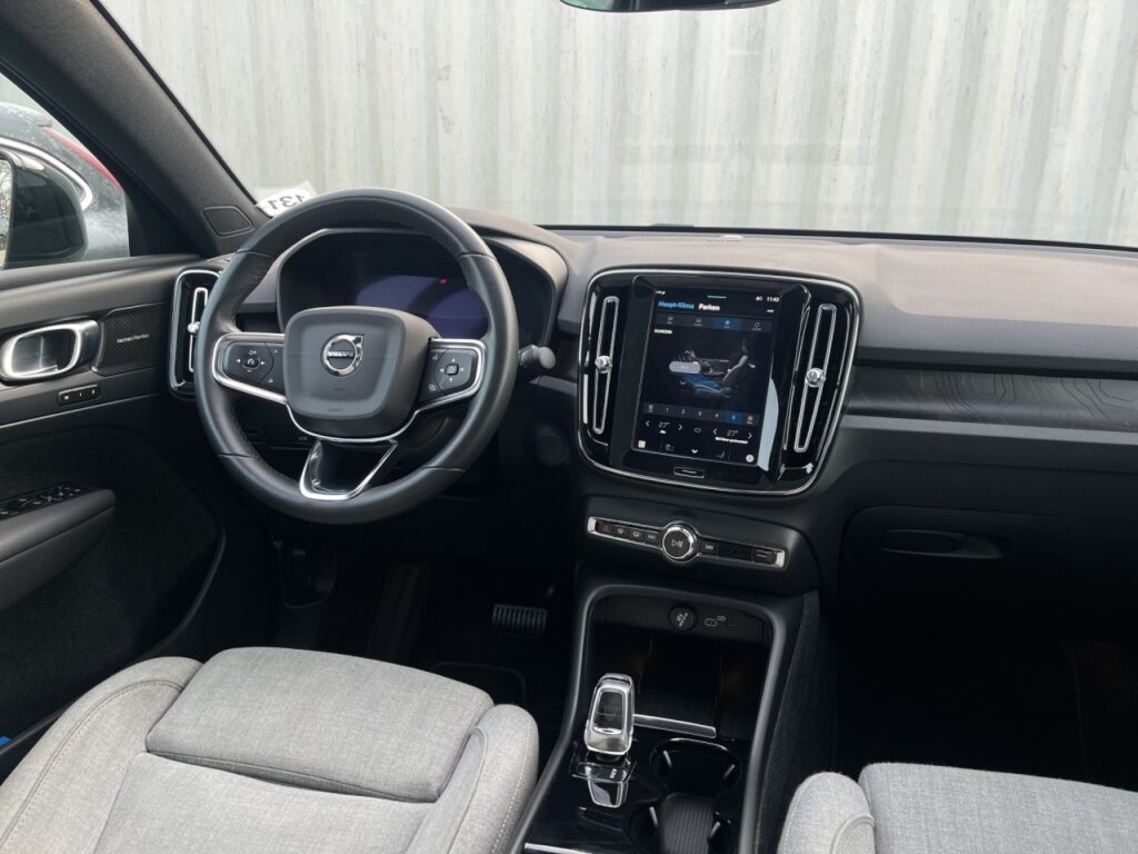 Volvo C40 Recharge Twin Electric Ultimate/360Kam/20Zo – Bild 22