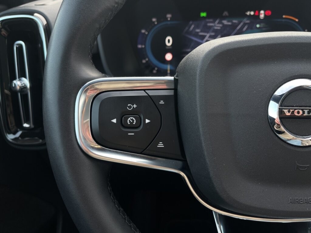 Volvo C40 Plus Twin Pure Electric AWD/Navi/AHK/20Zoll – Bild 19