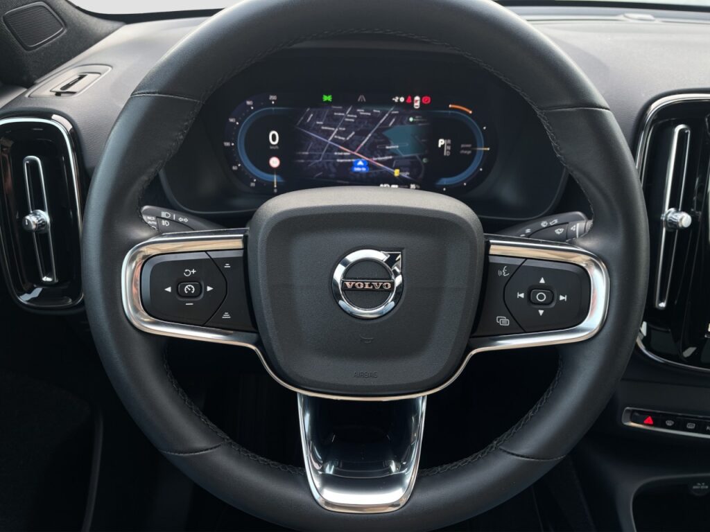 Volvo C40 Plus Twin Pure Electric AWD/Navi/AHK/20Zoll – Bild 7