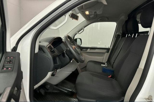 Volkswagen T6 Kasten lang/Klima/Navi/AHK/3-Sitze/2xSchiebet – Bild 6