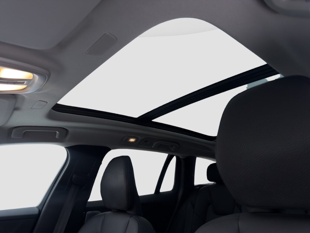 Volvo V60 B4 Ultimate Dark/Navi/LED/Pano/Kam/HuD/B&W – Bild 15