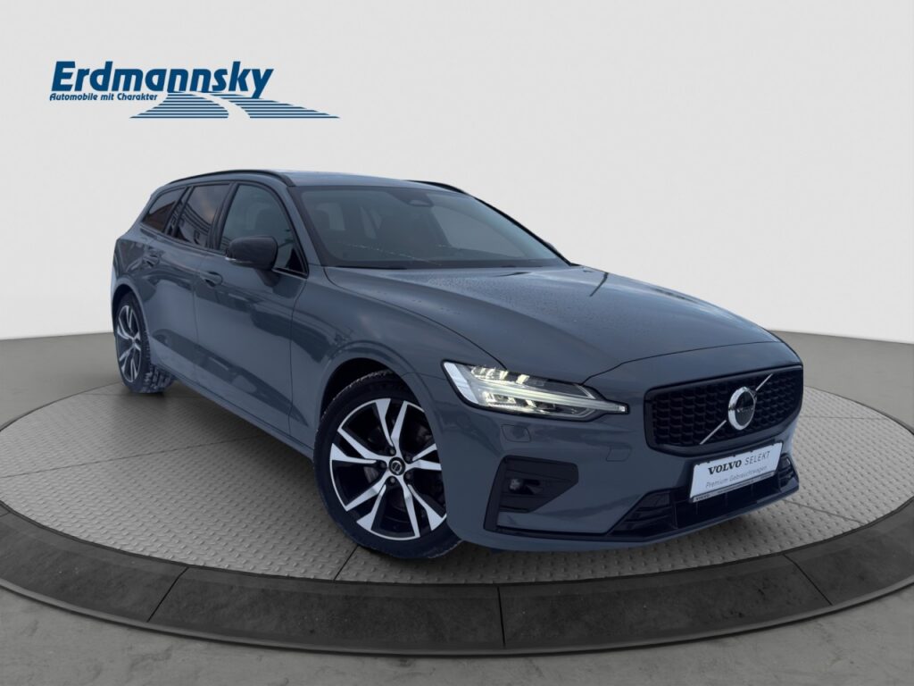 Volvo V60 B4 Ultimate Dark/Navi/LED/Pano/Kam/HuD/B&W – Bild 3