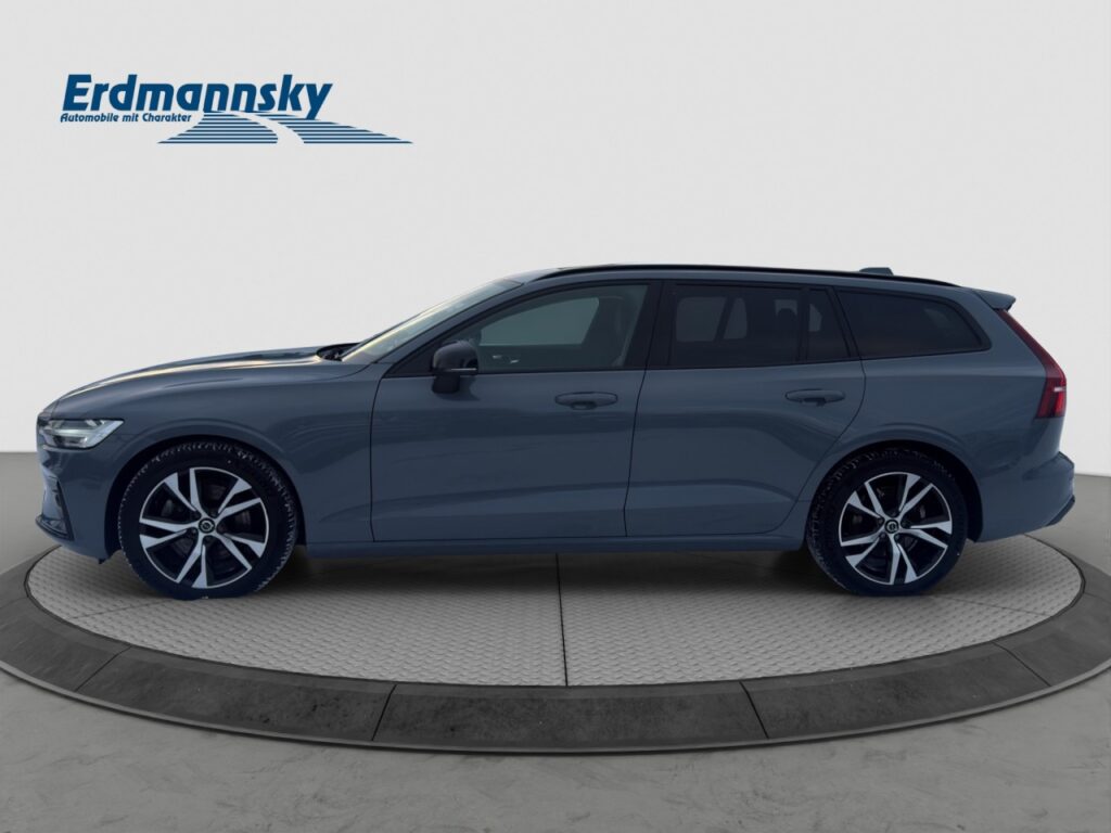 Volvo V60 B4 Ultimate Dark/Navi/LED/Pano/Kam/HuD/B&W – Bild 5