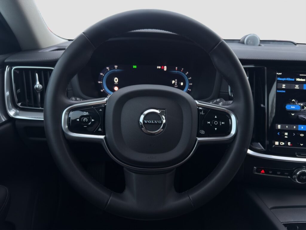 Volvo V60 B4 Ultimate Dark/Navi/LED/Pano/Kam/HuD/B&W – Bild 7