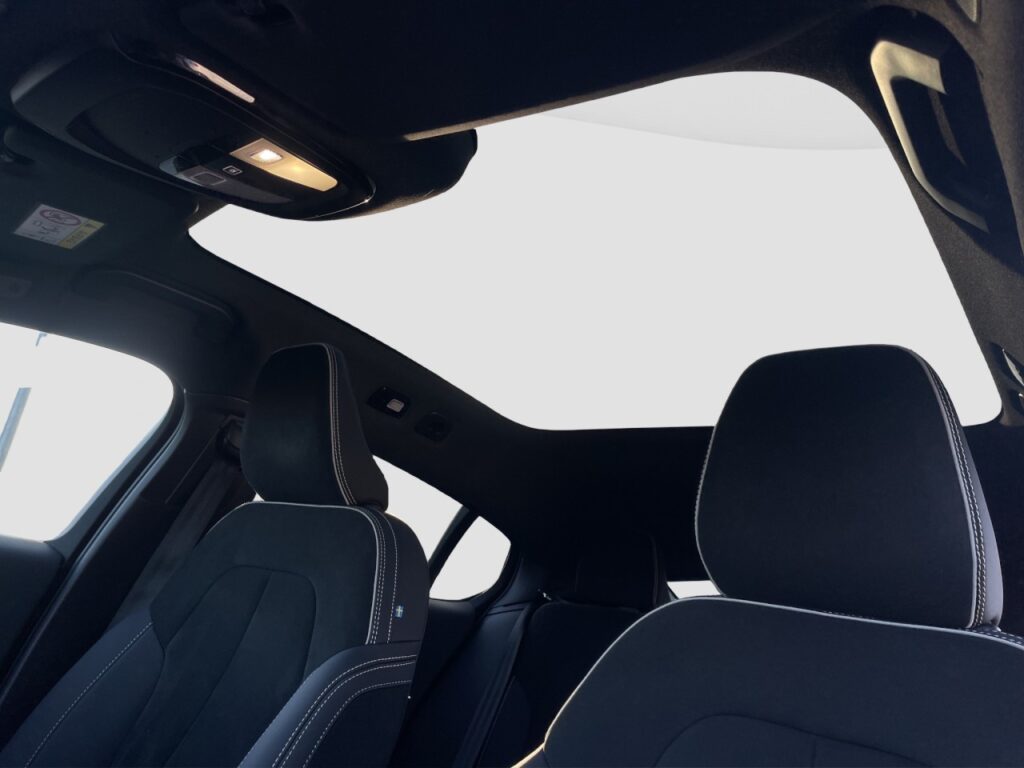 Volvo C40 Twin Electric Plus AWD/Navi/LED/Kam/Pano/GJR – Bild 14