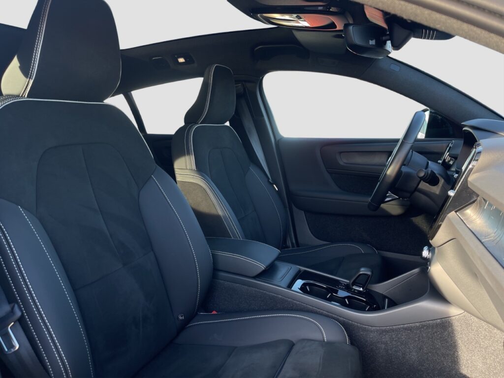 Volvo C40 Twin Electric Plus AWD/Navi/LED/Kam/Pano/GJR – Bild 16
