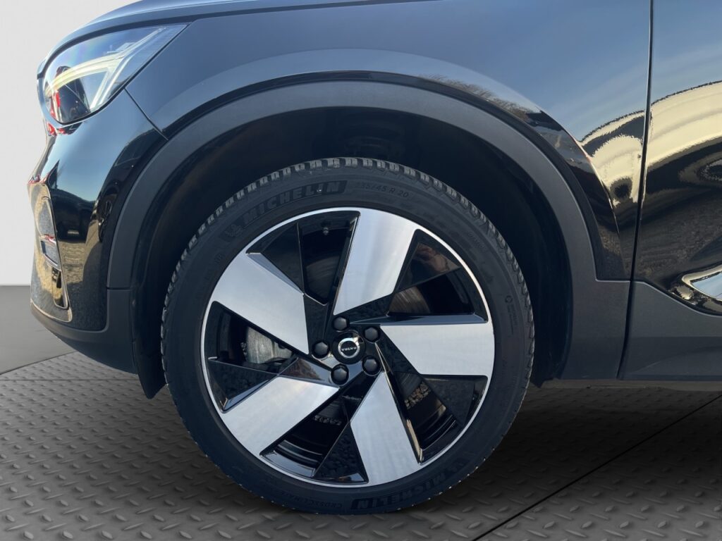 Volvo C40 Twin Electric Plus AWD/Navi/LED/Kam/Pano/GJR – Bild 17