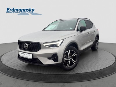 Volvo XC40 B3 Plus Dark/Navi/LED/AHK/Pano/360Kamera – Bild 1