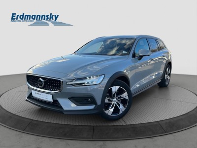 Volvo V60 B4 CC Plus AWD/Leder/Navi/LED/Kam/hzb.FS/DAB – Bild 1