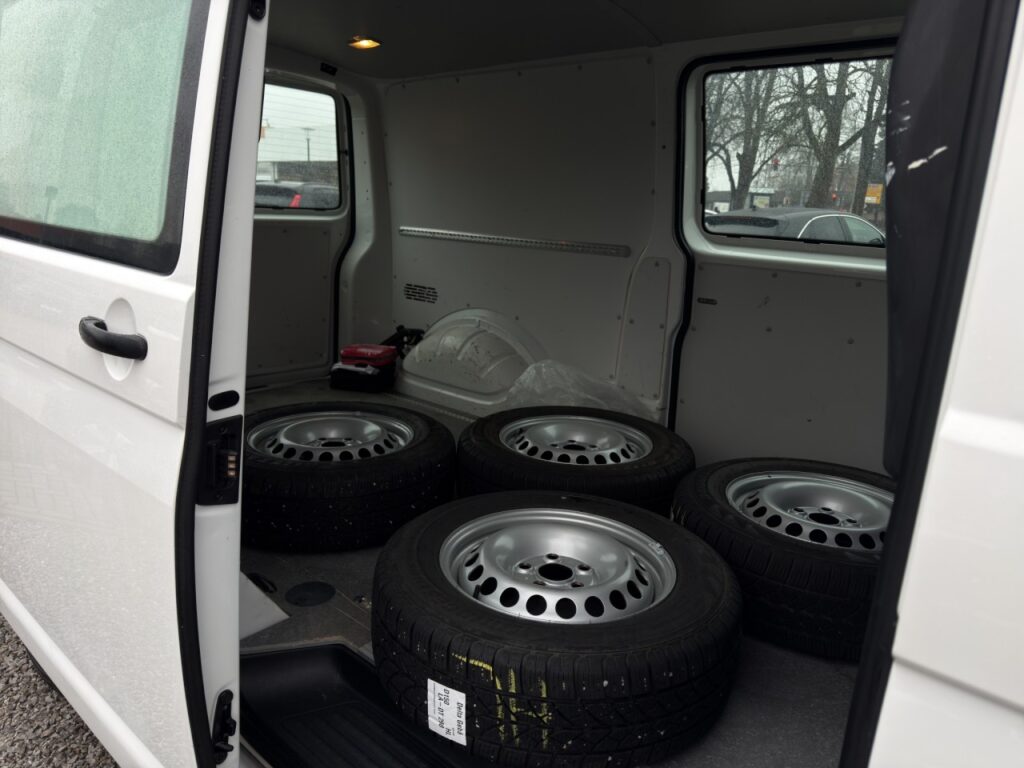 Volkswagen T6 Kasten lang/Klima/Navi/AHK/3-Sitze/2xSchiebet – Bild 14