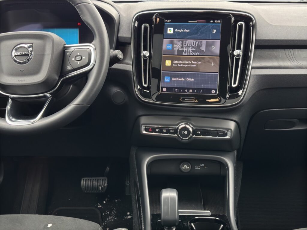 Volvo XC40 Ultimate Pure Electric/Navi/AHK/Pano/20Zoll – Bild 11