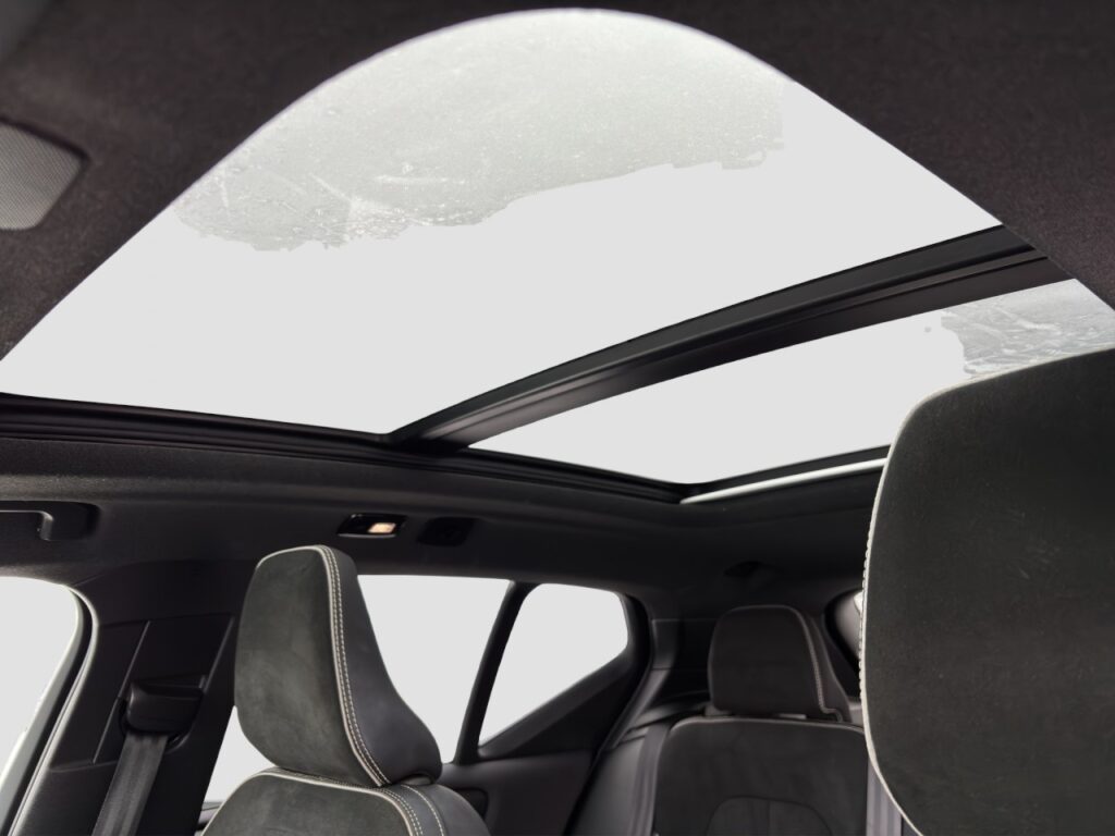 Volvo XC40 Ultimate Pure Electric/Navi/AHK/Pano/20Zoll – Bild 15