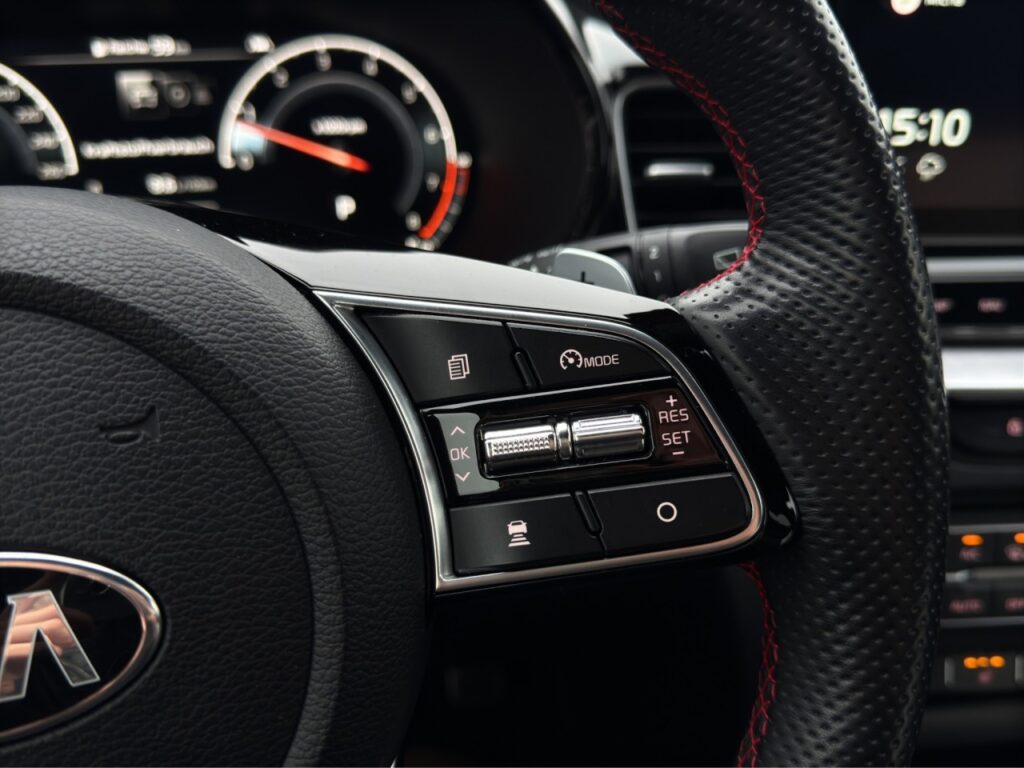 Kia Ceed GT DCT/Leder/Navi/LED/Pano/Kam/JBL/18Zoll – Bild 21