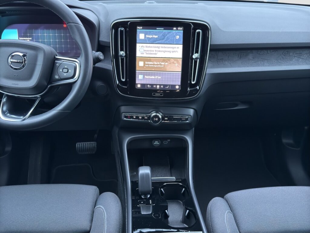 Volvo XC40 Core Pure Electric/Navi/LED/StHz/20Zoll+GJR – Bild 11