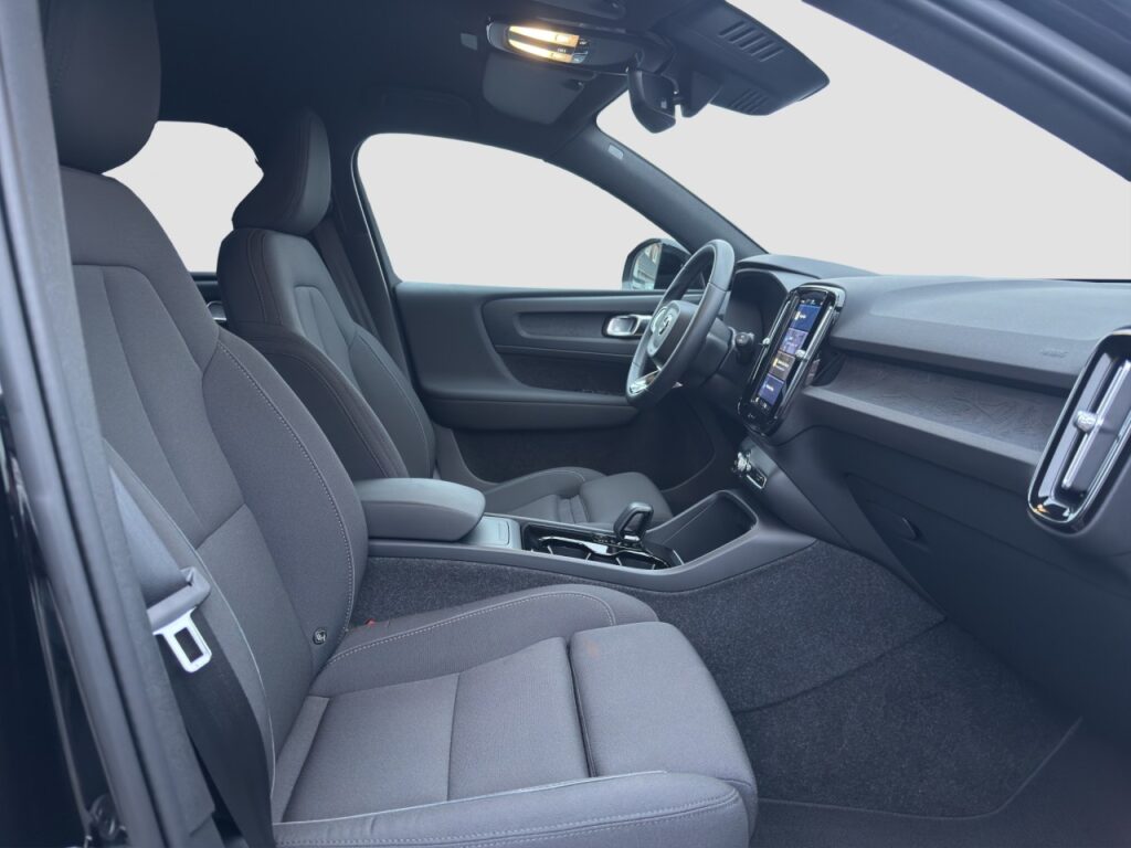 Volvo XC40 Core Pure Electric/Navi/LED/StHz/20Zoll+GJR – Bild 16