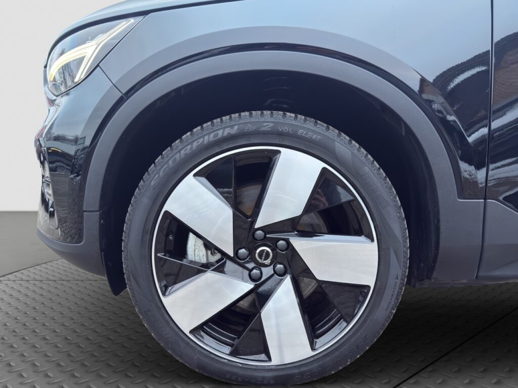 Volvo XC40 Core Pure Electric/Navi/LED/StHz/20Zoll+GJR – Bild 17