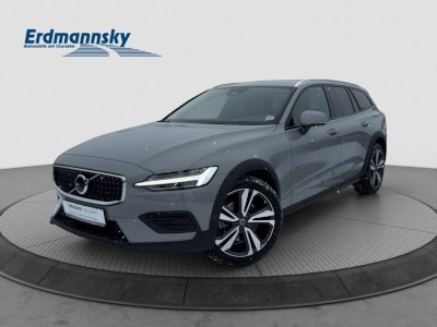 Volvo V60 B4 Cross Country Plus AWD/Leder/Navi/LED/19Z – Bild 1