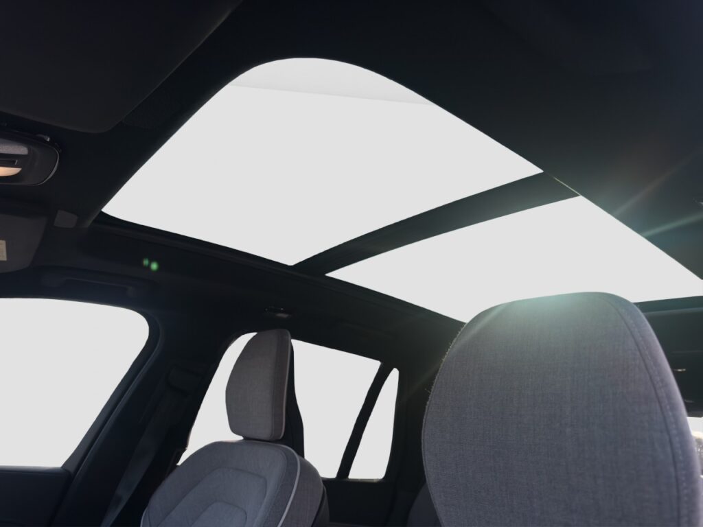 Volvo XC90 T8 Ultimate Dark Plug-In Hyb.AWD/Four-C/AHK – Bild 15