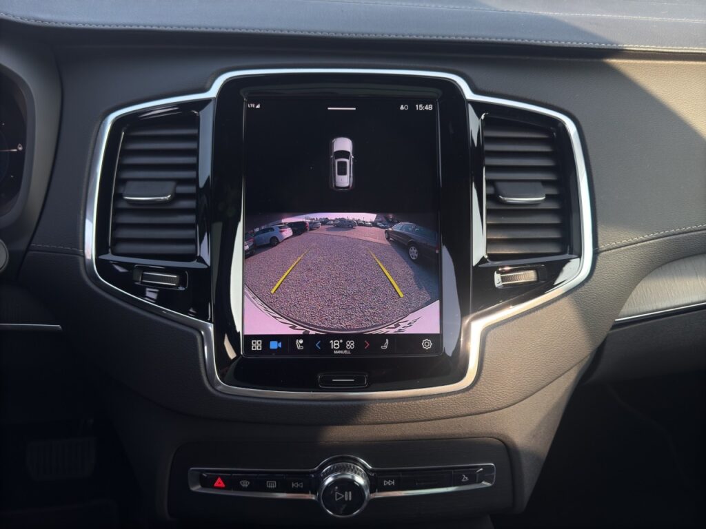 Volvo XC90 T8 Ultimate Dark Plug-In Hyb.AWD/Four-C/AHK – Bild 24