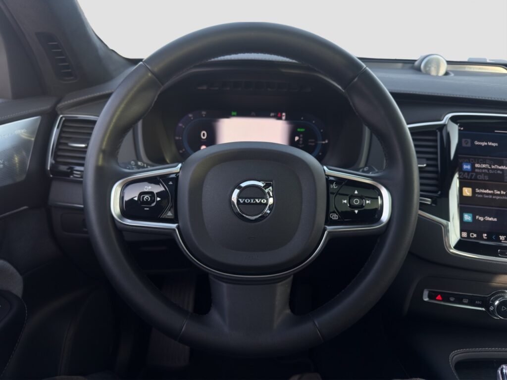 Volvo XC90 T8 Ultimate Dark Plug-In Hyb.AWD/Four-C/AHK – Bild 7
